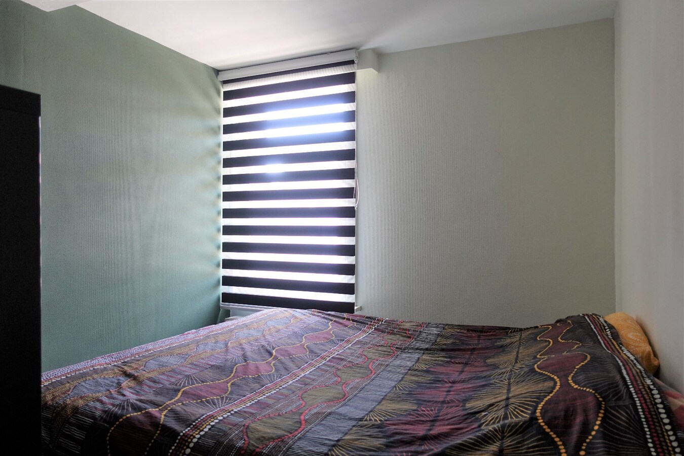 Gerenoveerde (deels) rijwoning met 2 slaapkamers 