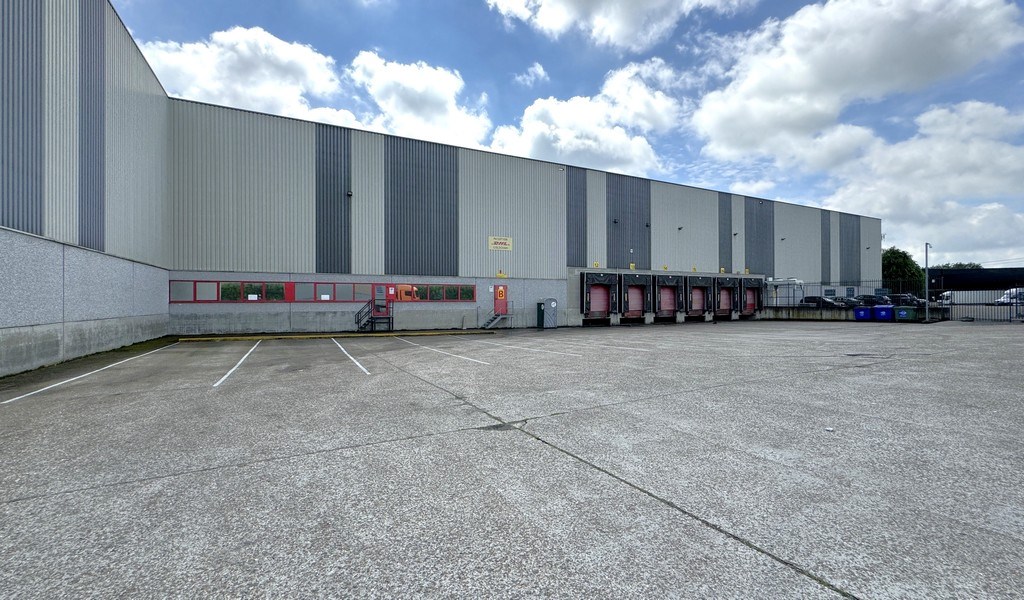 Logistiek gebouw te huur in industriezone Mechelen-Noord