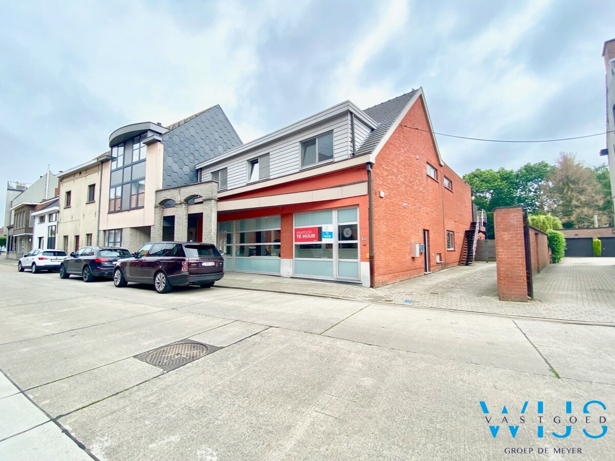 Multifunctioneel handelspand te centrum SLEIDINGE! 