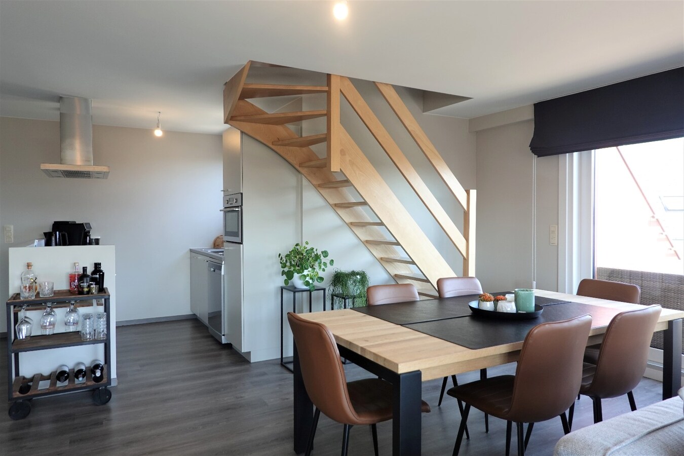 Rustig gelegen duplexappartement met staanplaats 