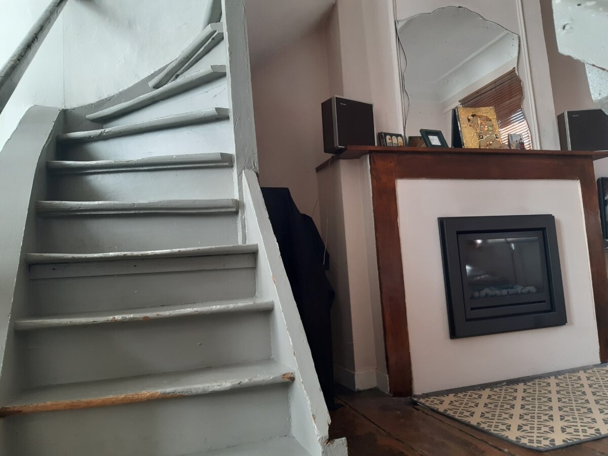 Authentiek wonen in de schaduw van Sint-Baafs. 