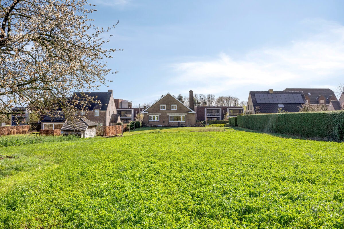 Open bebouwing met 4 slaapkamers tuin met prachtig zicht over de velden en garage in Haasrode op een perceel van 2986m² – EPC 431 kWh/m² - bewoonbare opp. 204 m² 