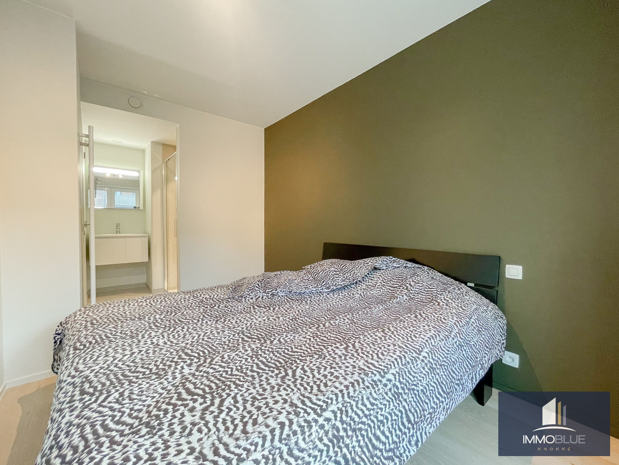 Appartement neuf avec terrasses situé sur l' avenue Paul Parmentier. 