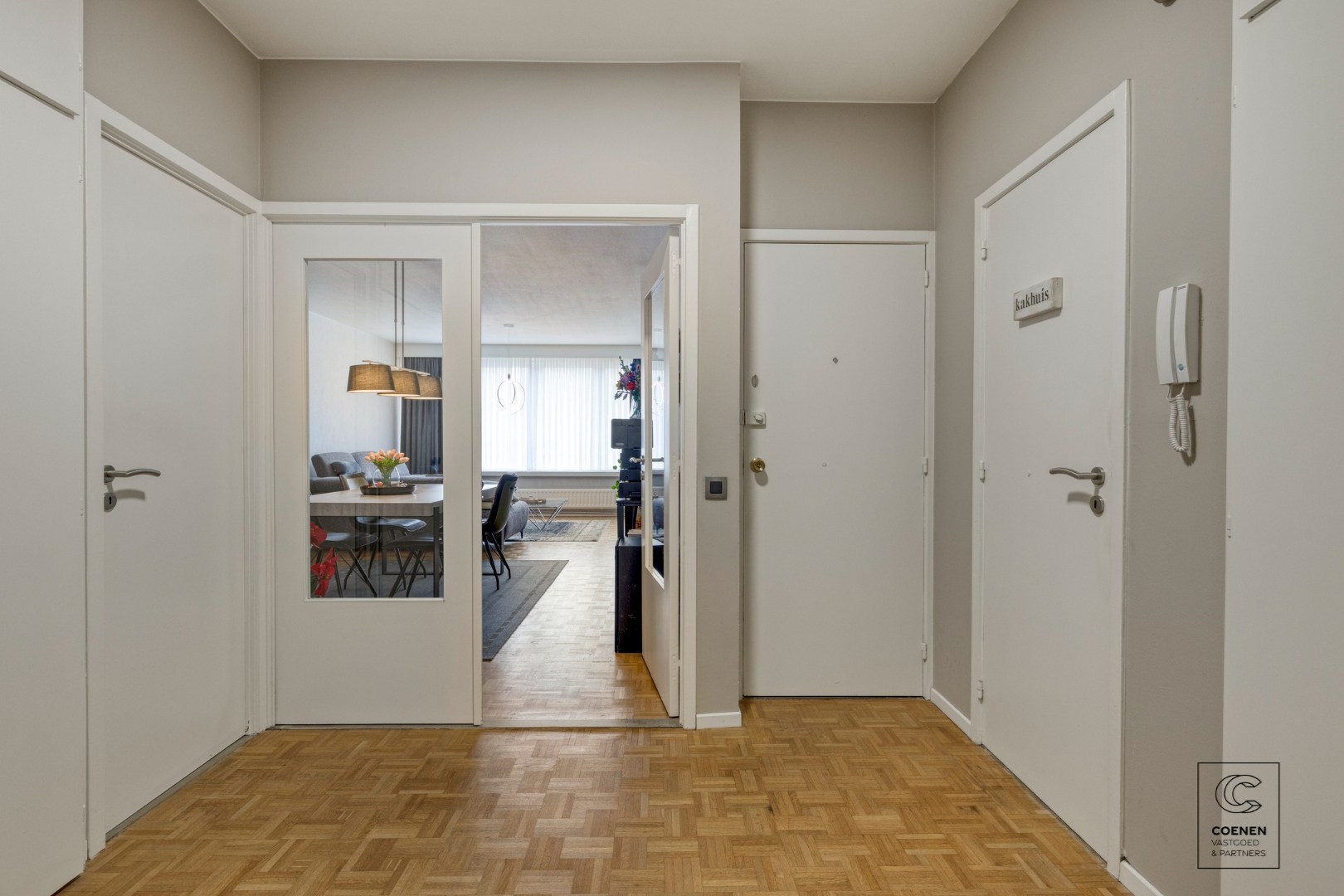Instapklaar appartement van 91 m² op een gunstige locatie te Deurne! 