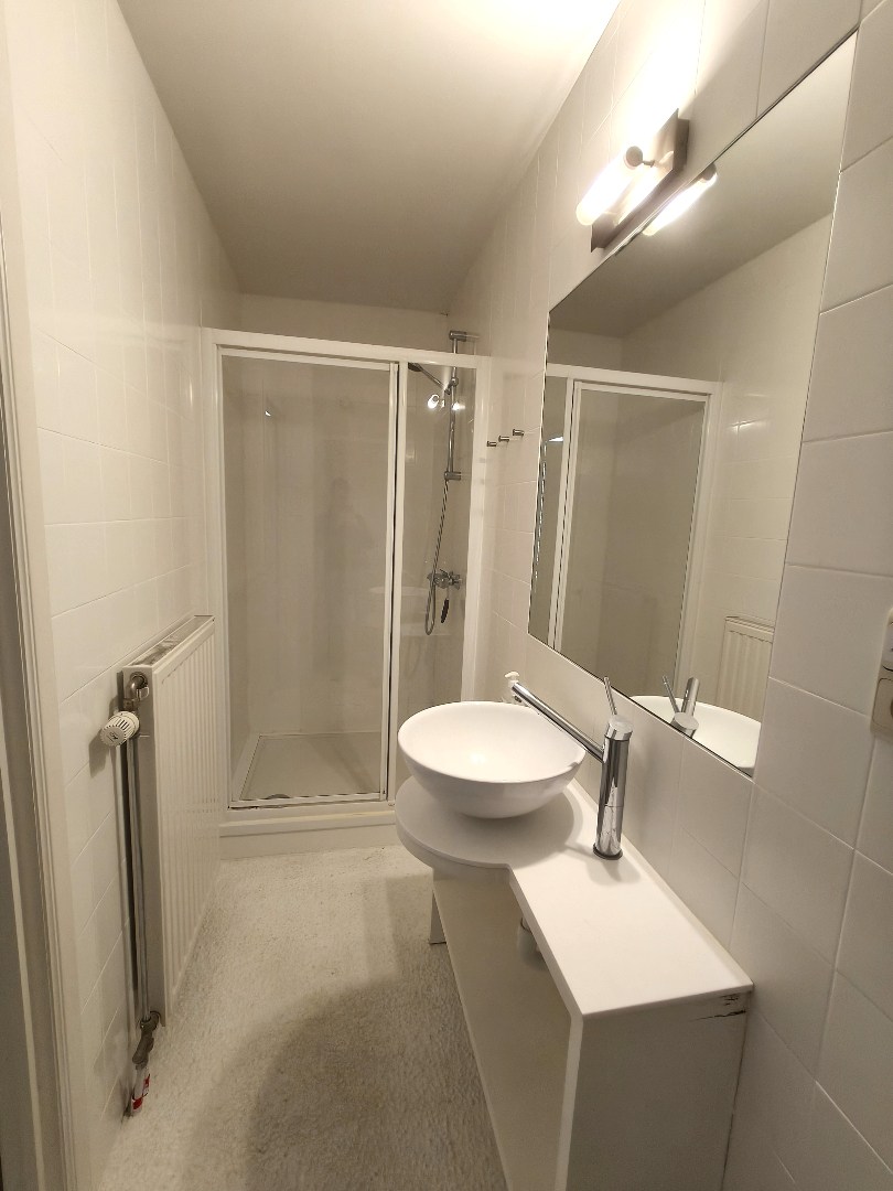 Gebouw met 3 vakantiestudio's 