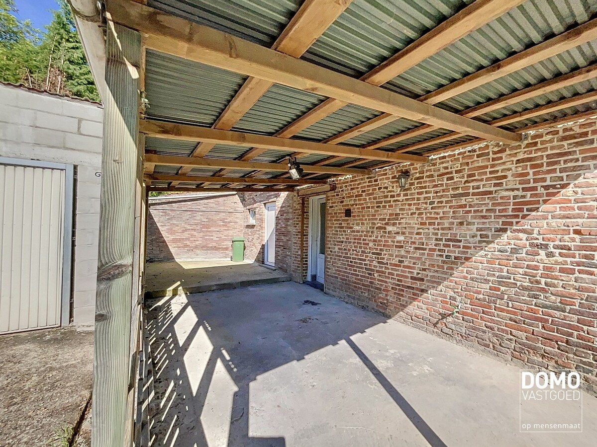 Halfopen bebouwing met 2 slaapkamers, garage en energielabel C te Heers 