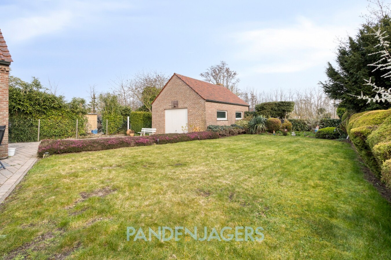 Ruime open bebouwing met bijgebouw te Duffel 