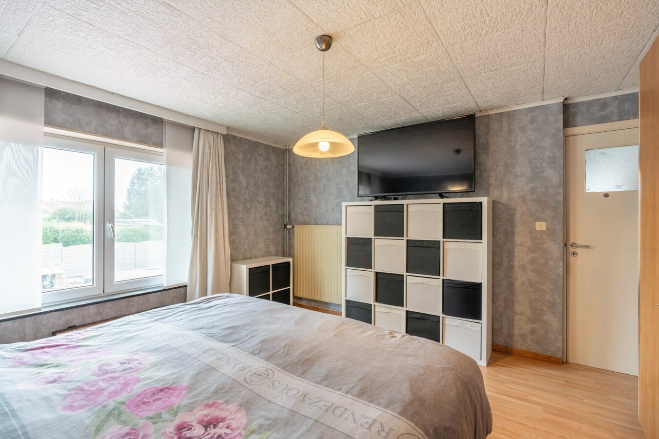 Ruime rustig gelegen woning met 3 slaapkamers. 