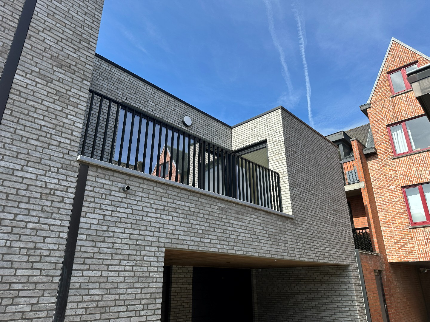 Instapklaar 1-slaapkamer appartement met mooi zonneterras, Torhout 