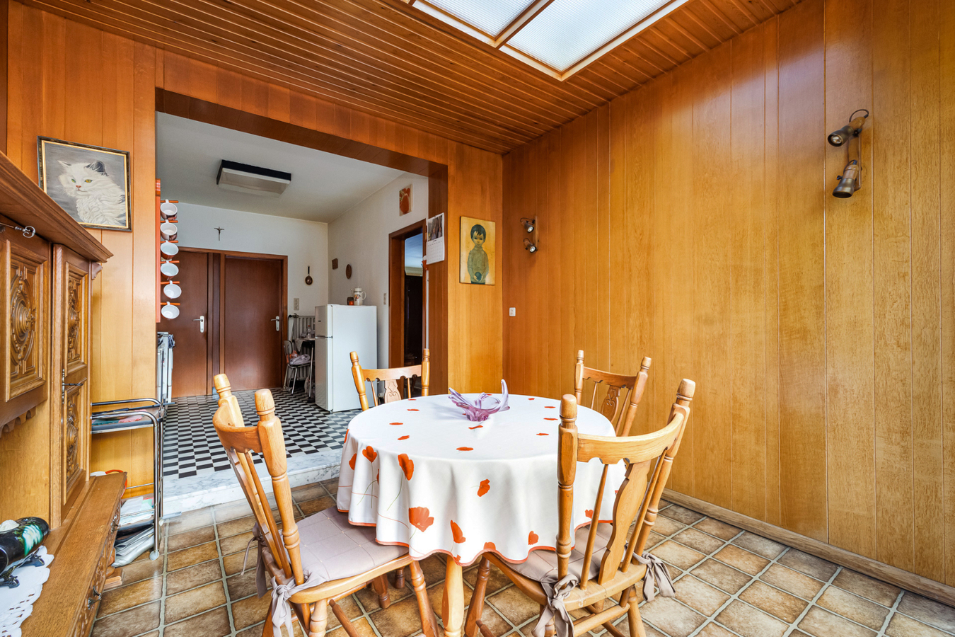 Te renoveren HOB met 3 slpk en 3 garages te Herentals! 