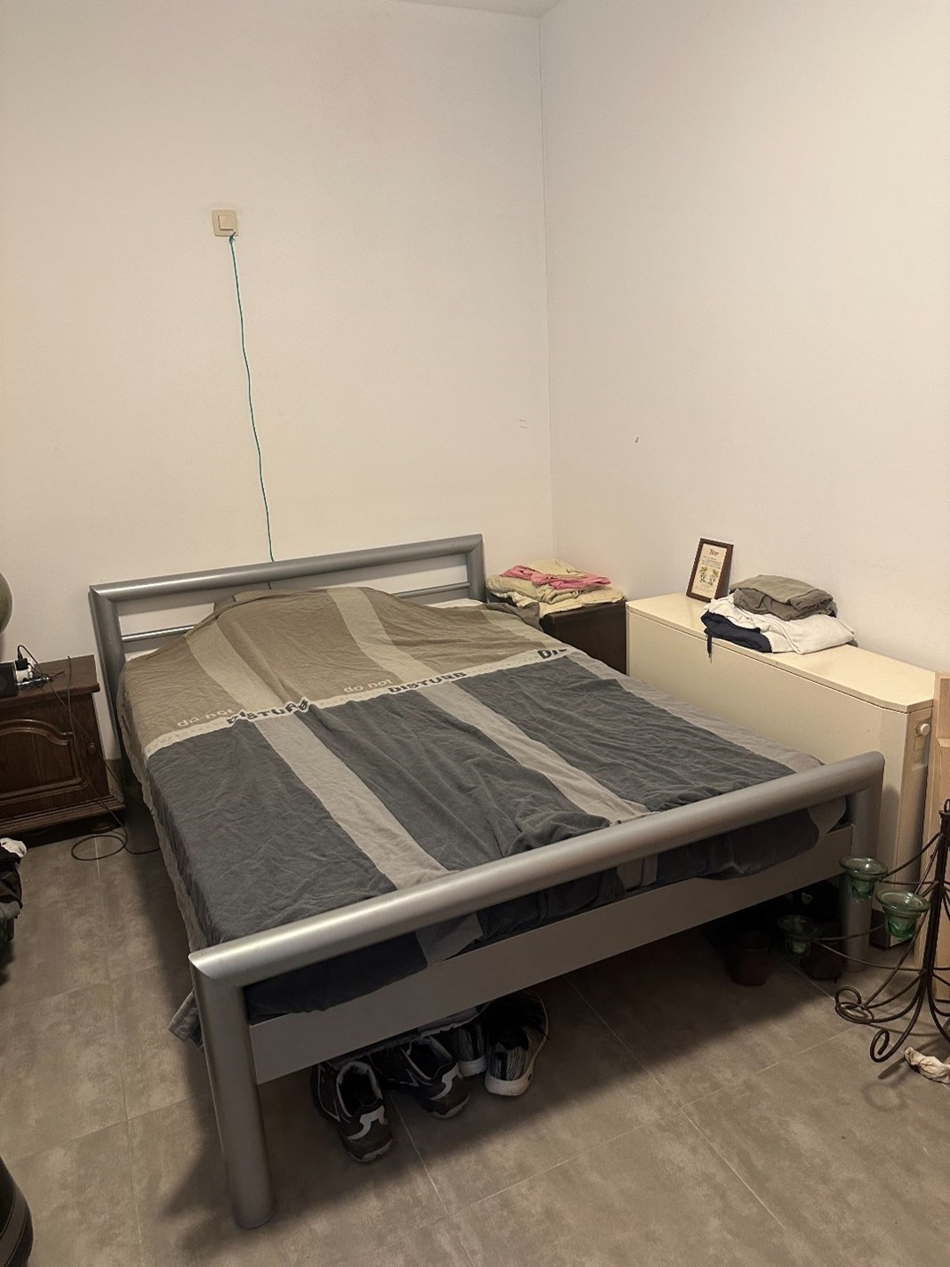 Instapklare studio met ondergrondse autostaanplaats in het centrum 