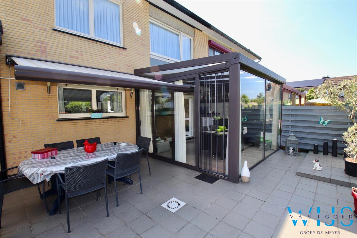 Super gezellig en ruim woonhuis met prachtige zonnige tuin ! 