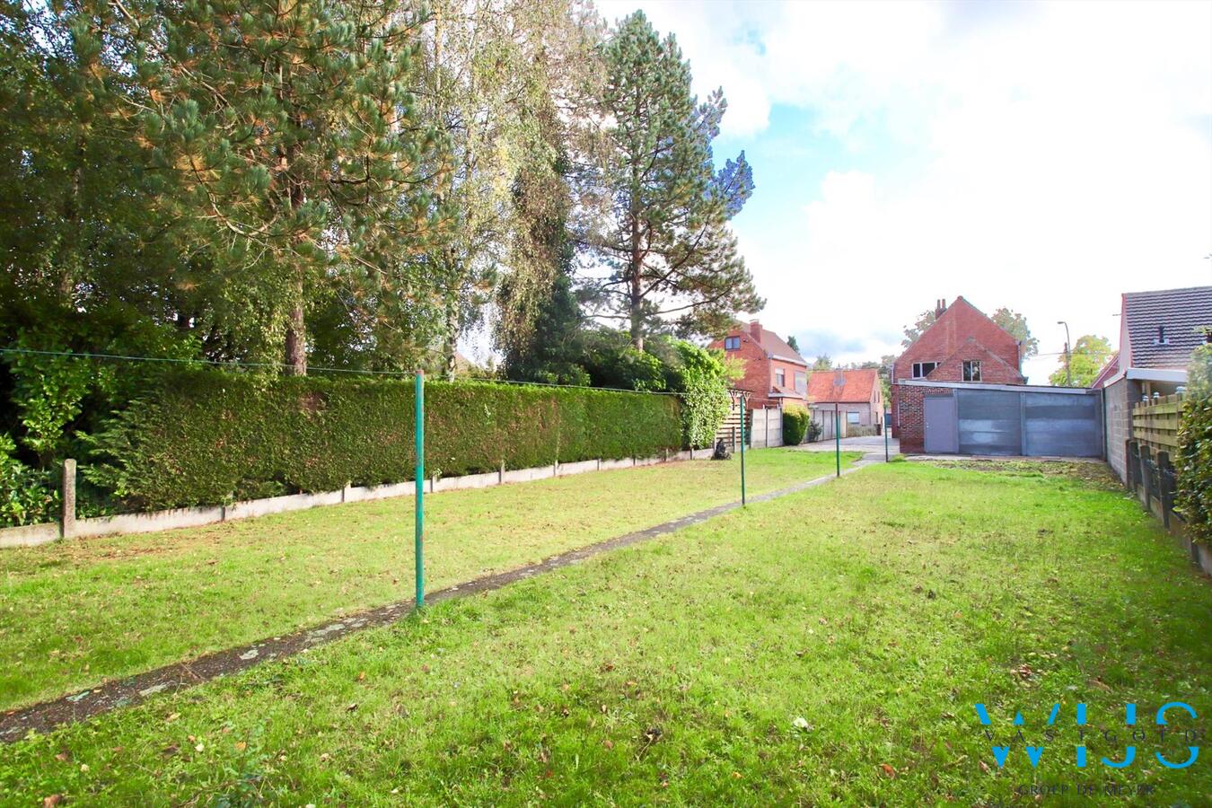 Te renoveren woonhuis op een mooi perceel van 870m² te ERTVELDE! 