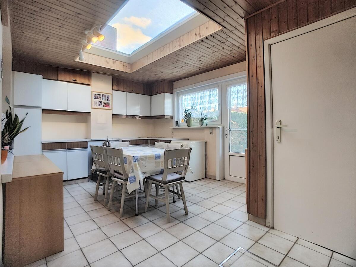 Rustig gelegen, degelijke gezinswoning met grote tuin - Zeebrugge 