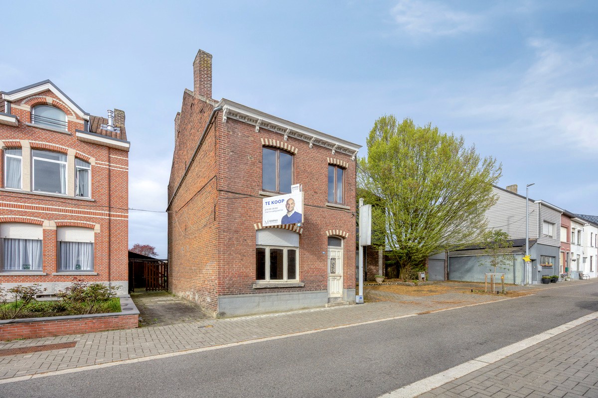 Half open bebouwing met 3 slaapkamers, tuin, terras en tuinhuis in Kessel-Lo! – EPC F kWh/m² - bewoonbare opp. 128 m² 