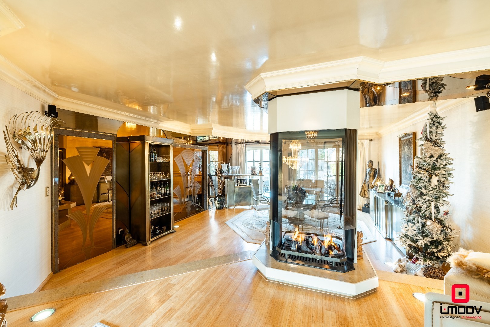 Exclusieve villa met infinity pool en resortgevoel op topligging in Mariakerke 