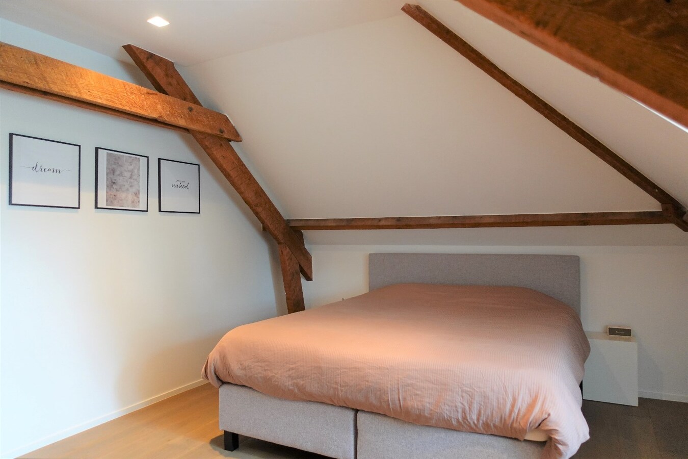 Prachtige karaktervolle villa op groot perceel nabij invalswegen 