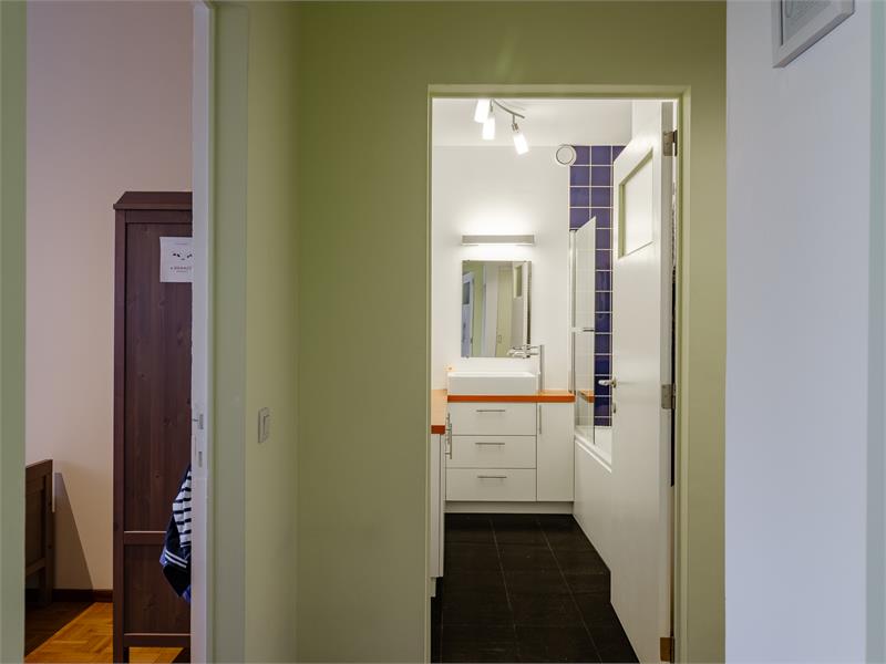 Uitermate goed gelegen gelijkvloersappartment. 