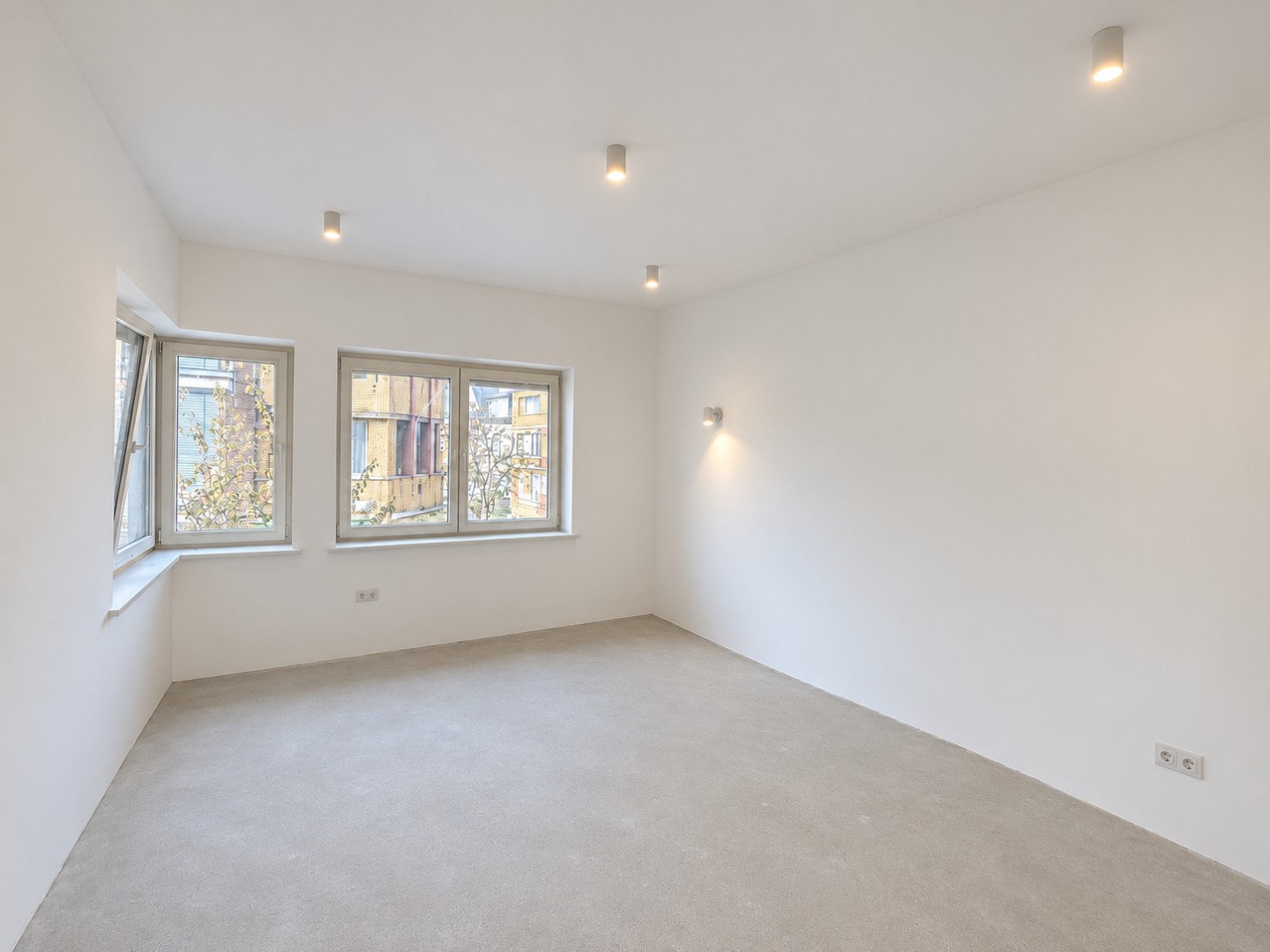 Ruim duplexappartement met 3 slaapkamers nabij Gent-Sint-Pieters 