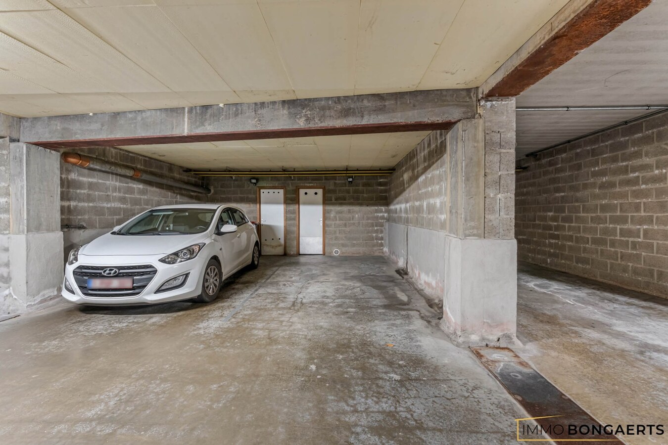 Ruim duplexappartement met 4 slaapkamers 