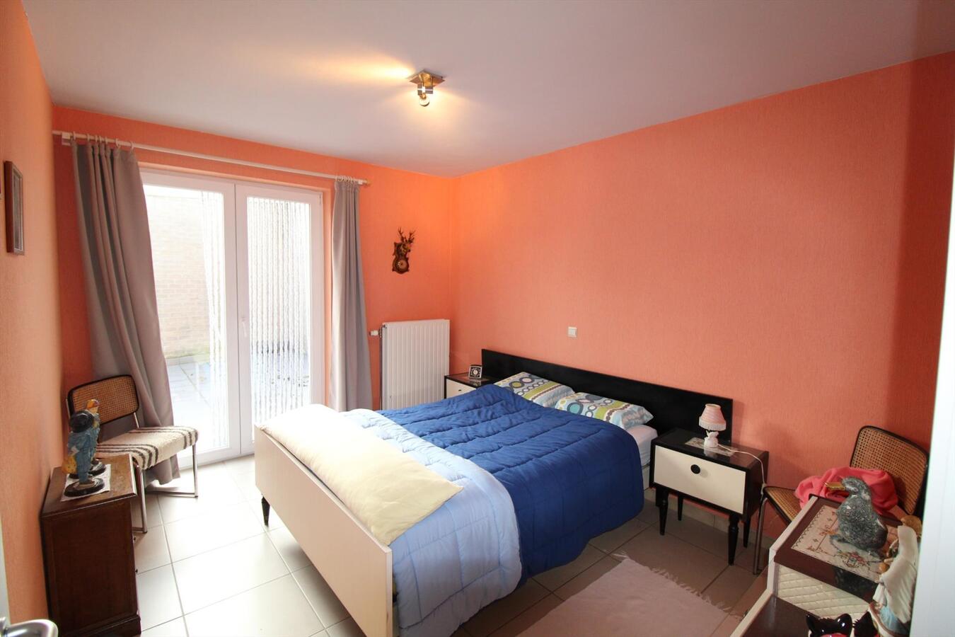 Gelijkvloers appartement met 2 slaapkamers en groot terras in centrum Koekelare 