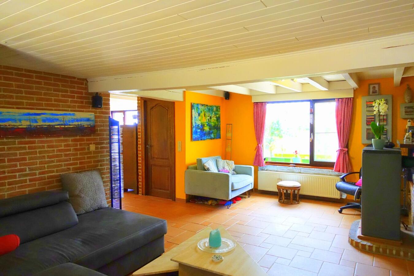 Rustig gelegen villa te Roksem 