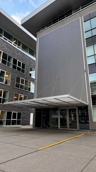 Kantoren te huur met visibiliteit langs de R4 in Merelbeke-Melle