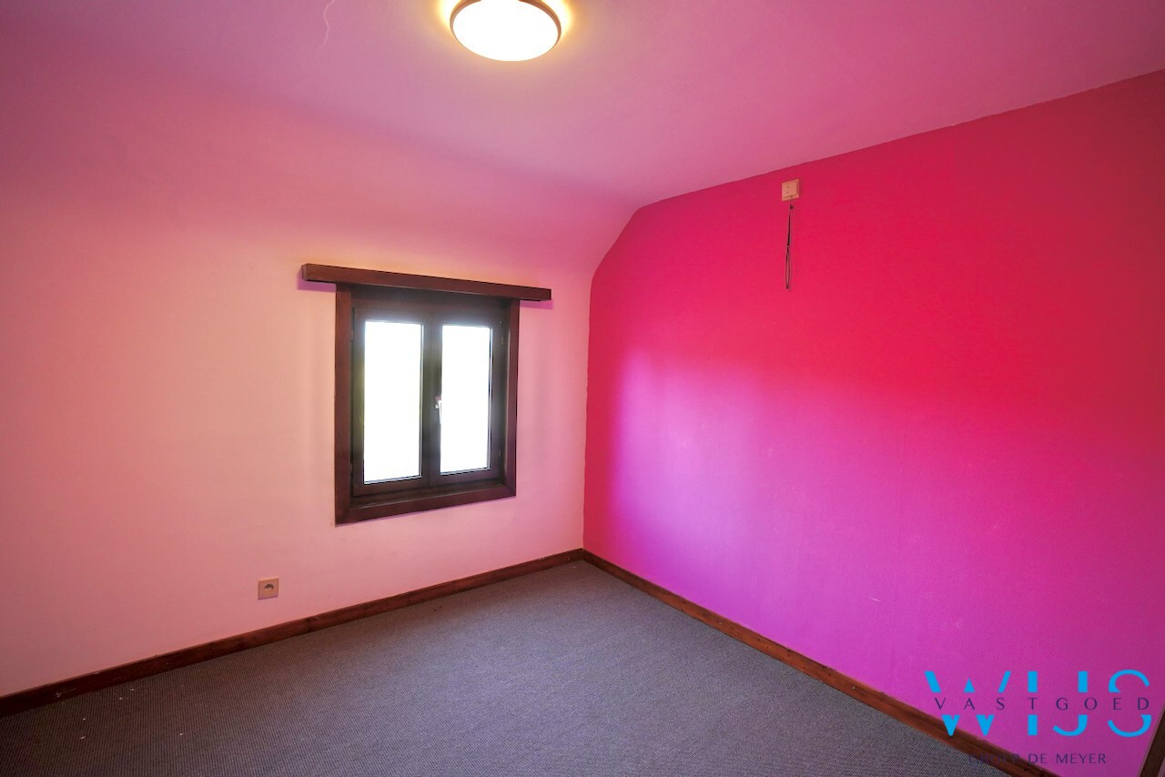 Woonhuis met 2 slaapkamers te Bassevelde ! 