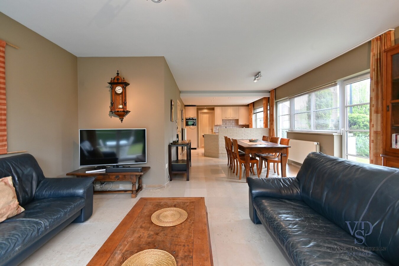 Tijdloze bungalow in rustige, residentiële verkaveling 