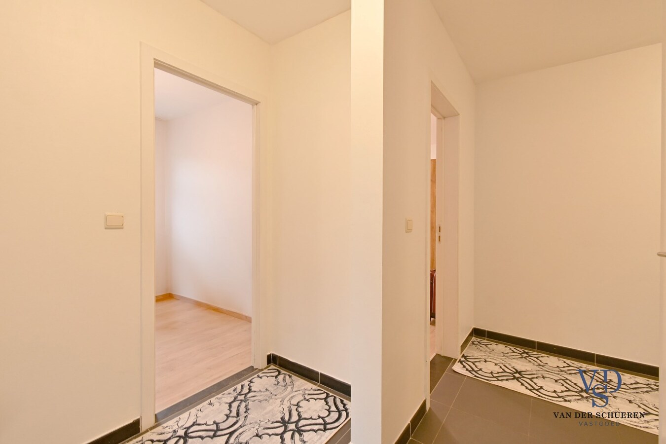 3 slpk-appartement (+ terras + kelder + garage). 