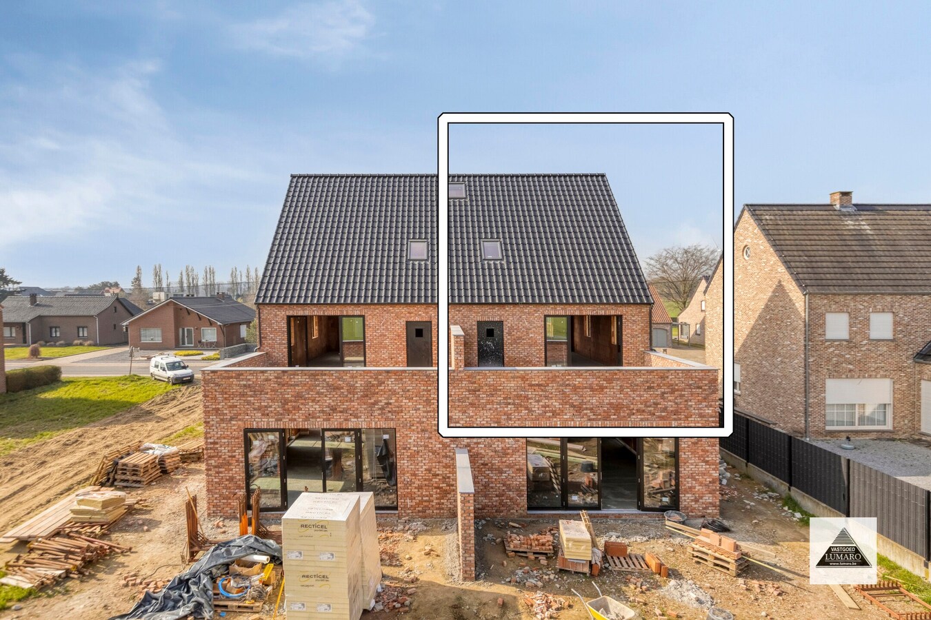 Nieuw duplex appartement met 3 slpks. en terras van 31 m² 