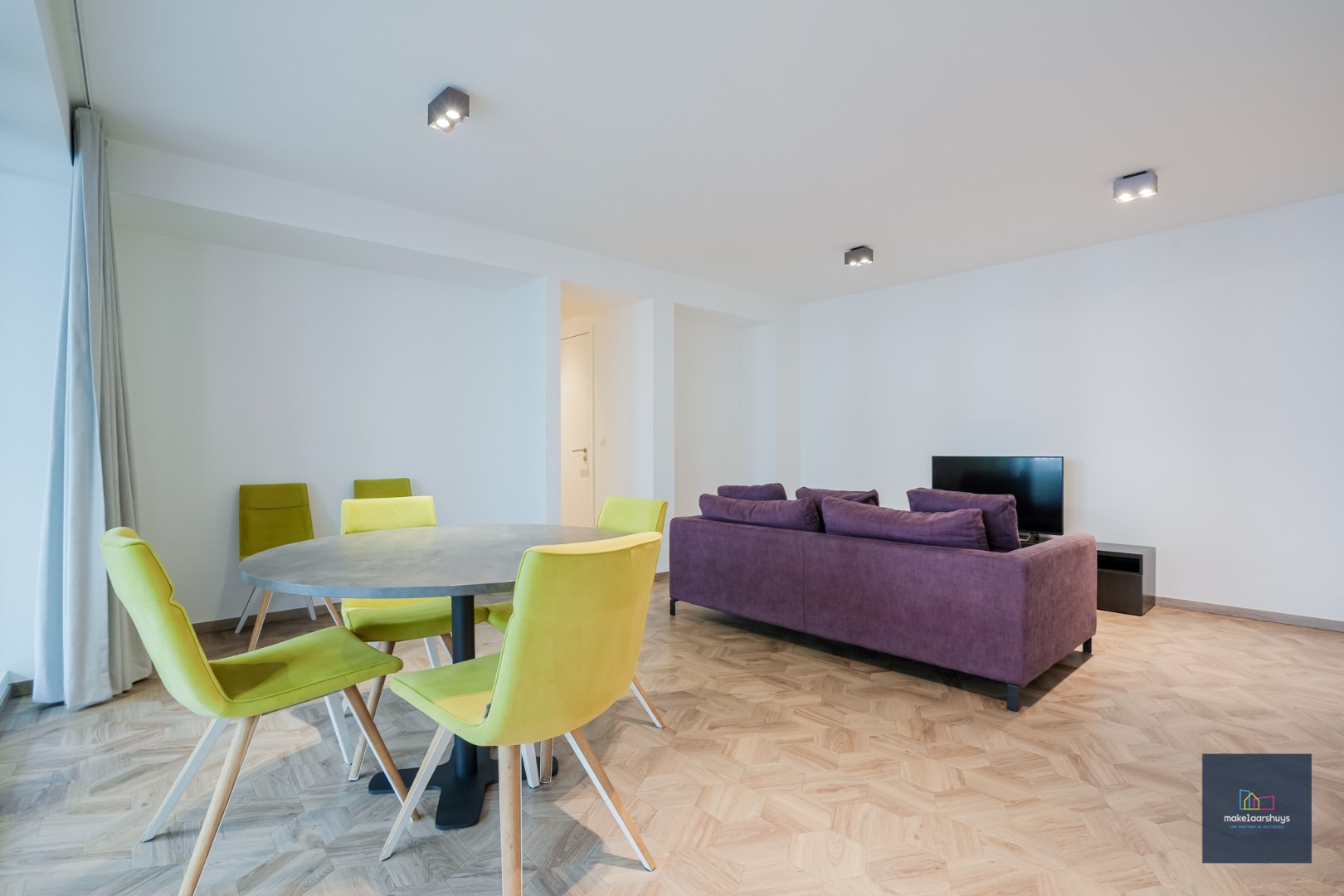 Ruim en Instapklaar 1 slp.app. met terras in zijstraat Coupure 