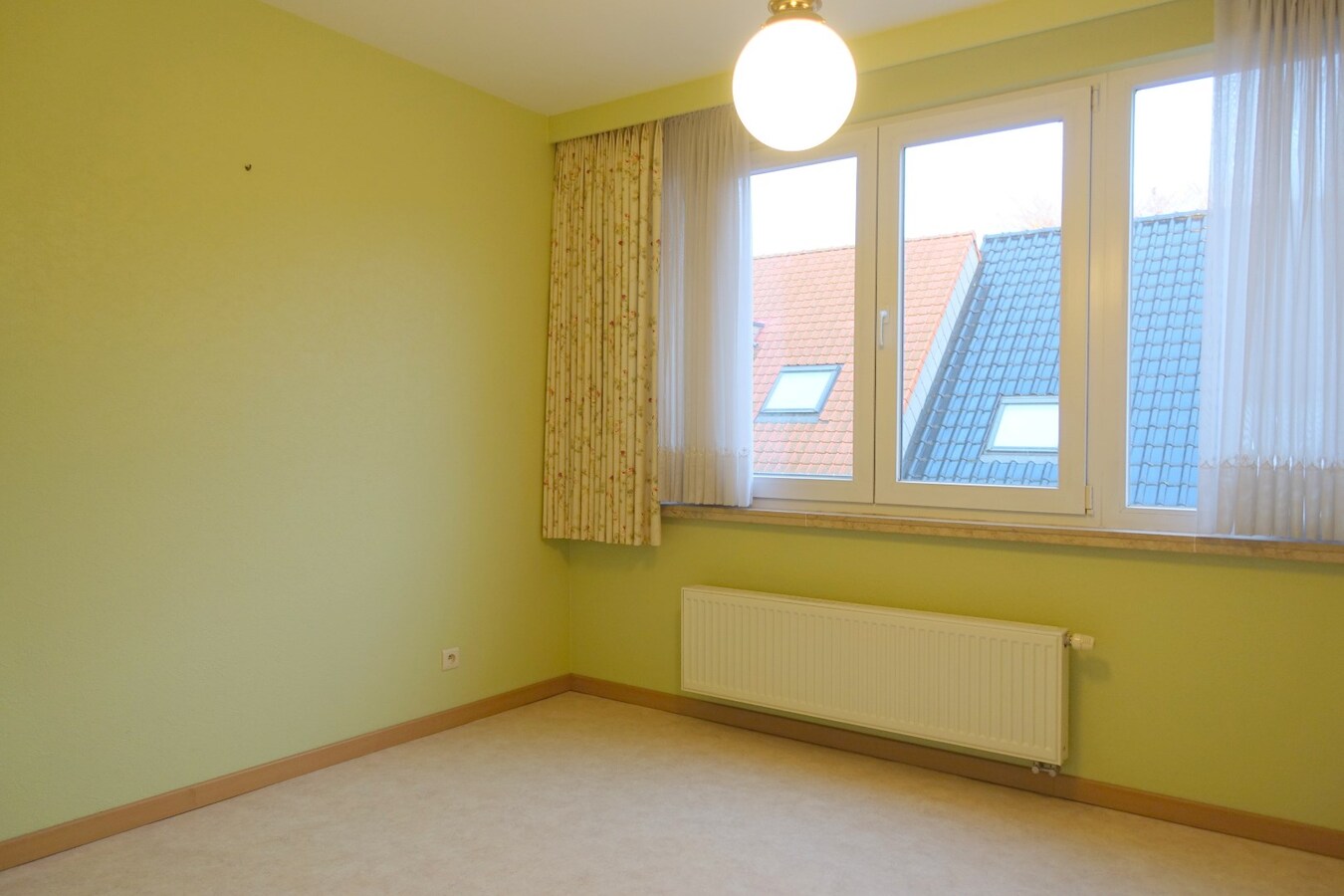 Ruim appartement met garagebox 