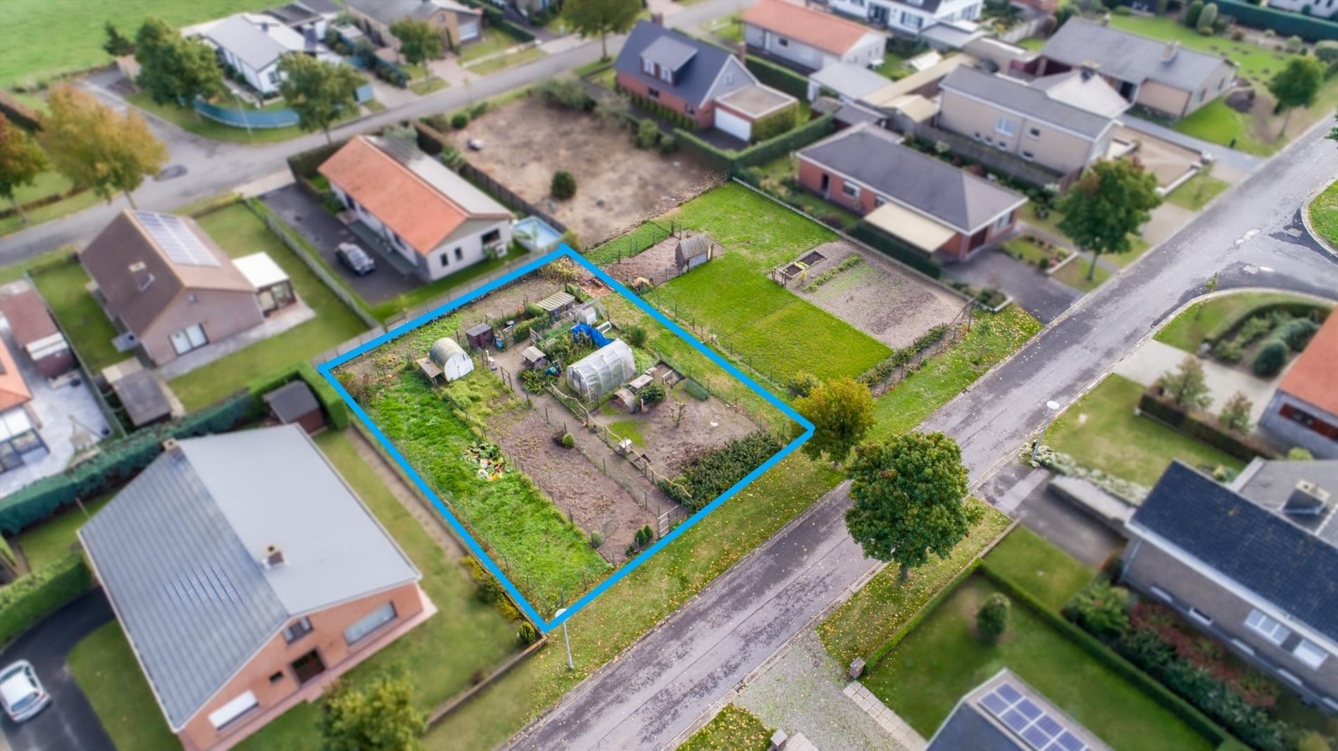 Oostelijk georiënteerd lot bouwgrond 609m² nabij centrum Maldegem 