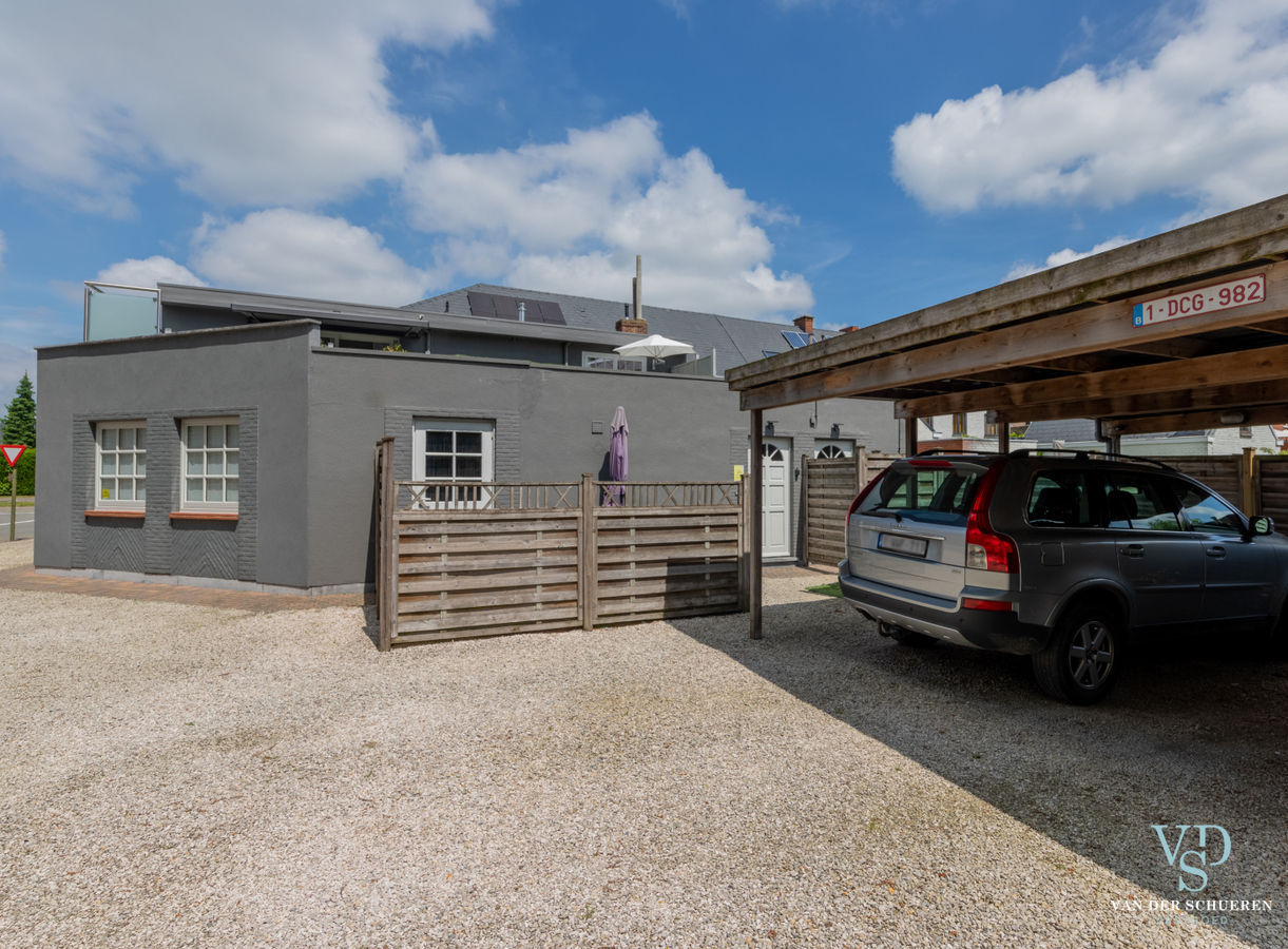 Ruim en eigentijds appartement ! Energiezuinig !!  GEEN VASTE KOSTEN. 