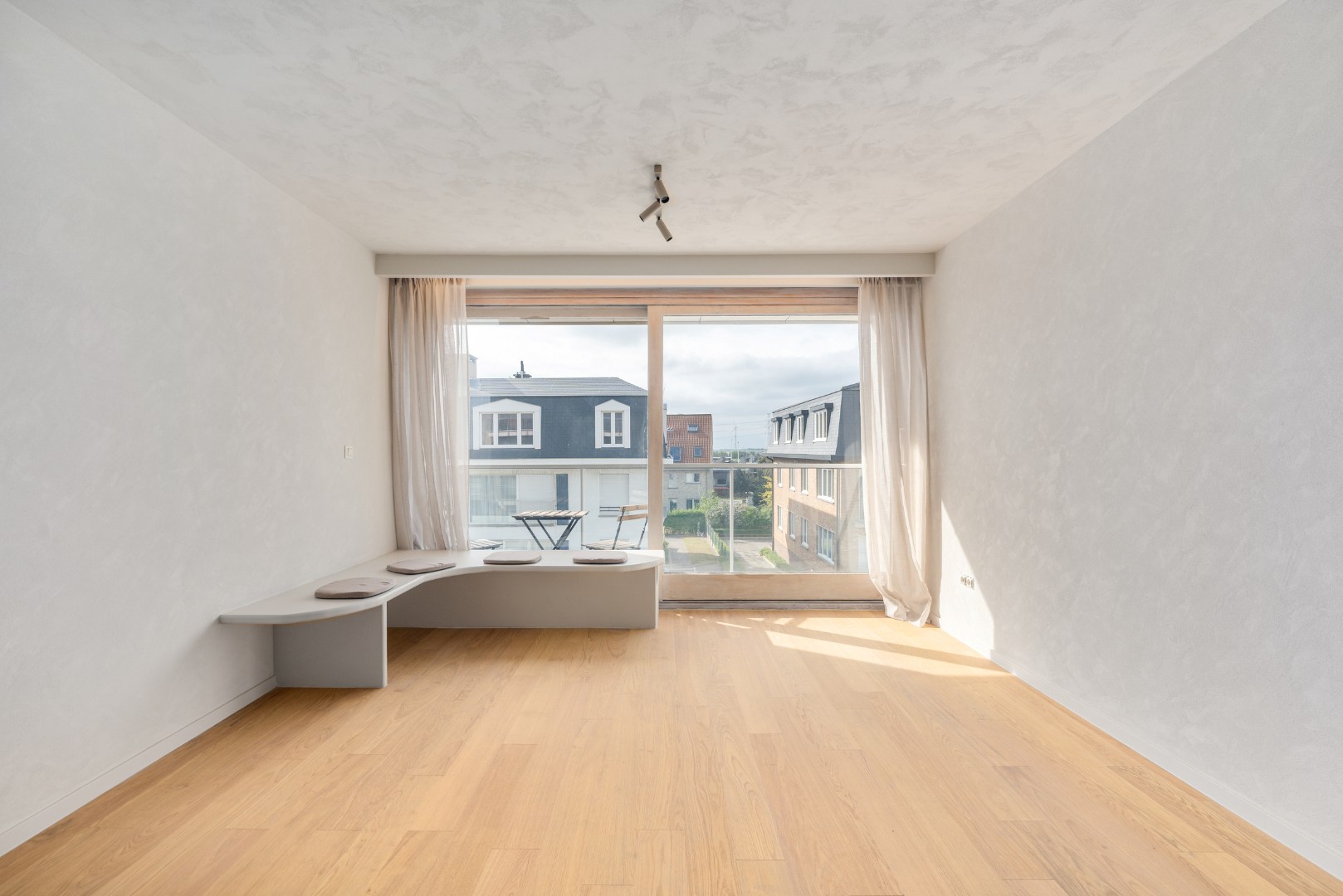 Stijlvol vernieuwd 1-slaapkamerappartement in residentie Sombrero 