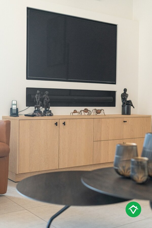 Instapklaar appartement met 2 slaapkamers en volledig ingerichte zolder te Koekelare 