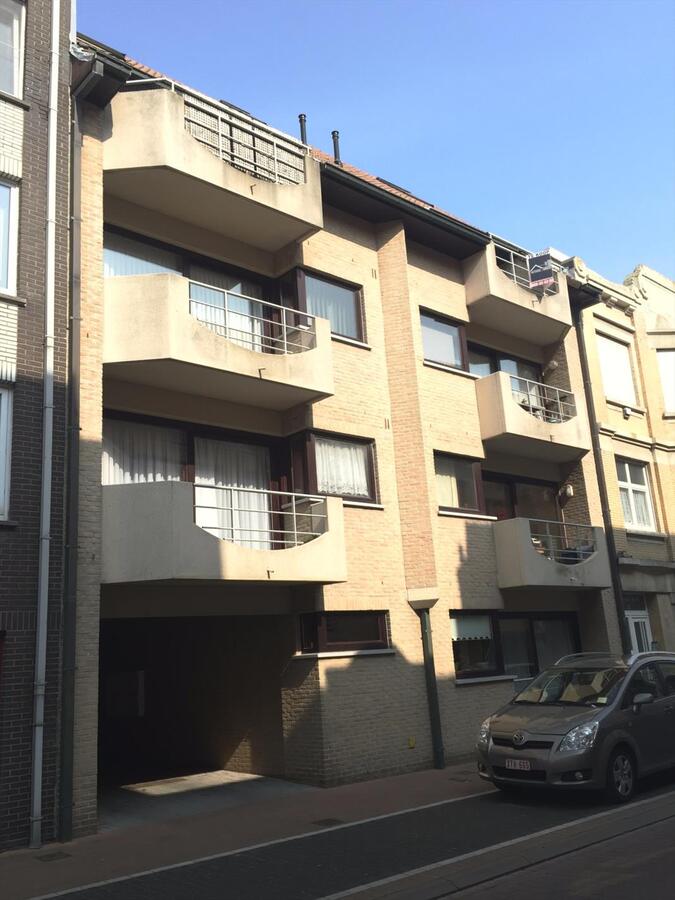 RUIM DUPLEX APPARTEMENT  NABIJ STRAND BREDENE DUINEN 