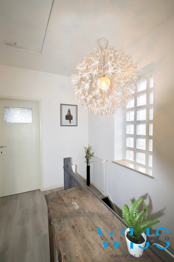 Instapklare bel-étage in HOB te Zelzate ! 