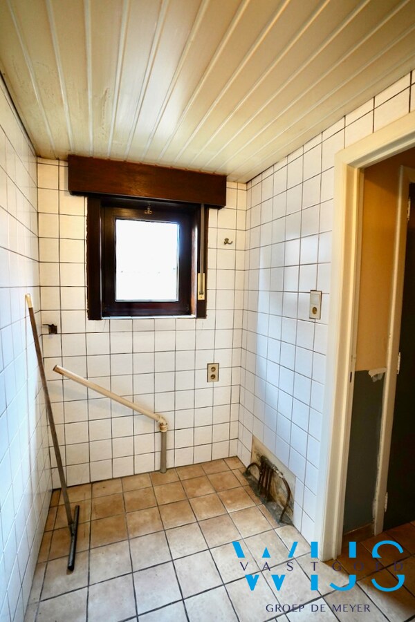 Te renoveren woonhuis op 430m² te Rieme/ Ertvelde ! 