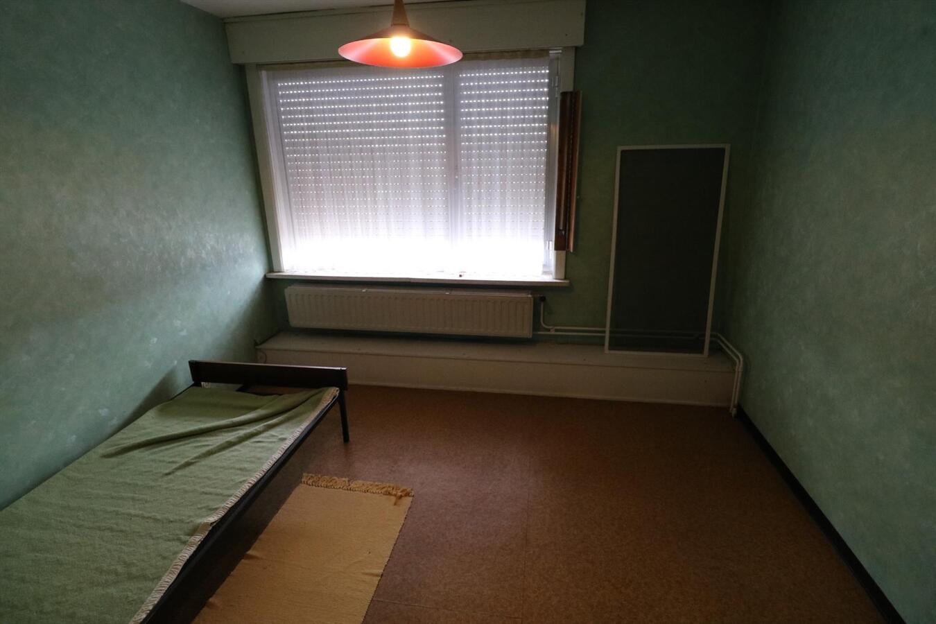 Woning met mogelijkheid tot commmerciële ruimte op 1398m² te Aartrijke 