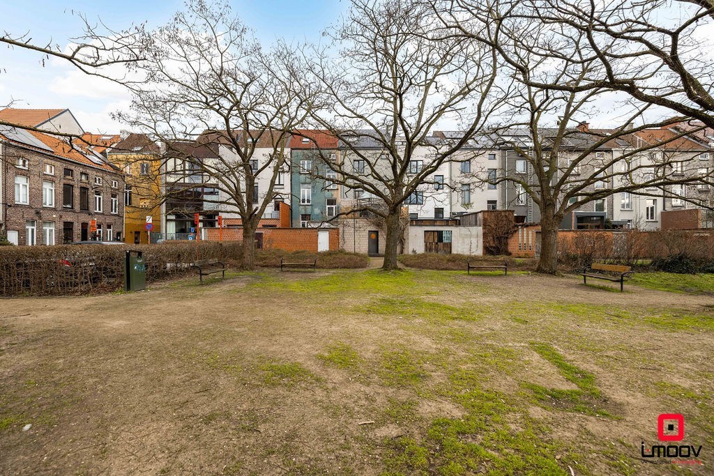 Bel-étage woning met 5 slaapkamers in Gent 