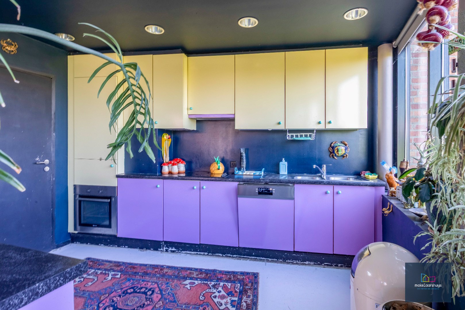 Unieke penthouse met prachtig terras en garagebox te Visserij 