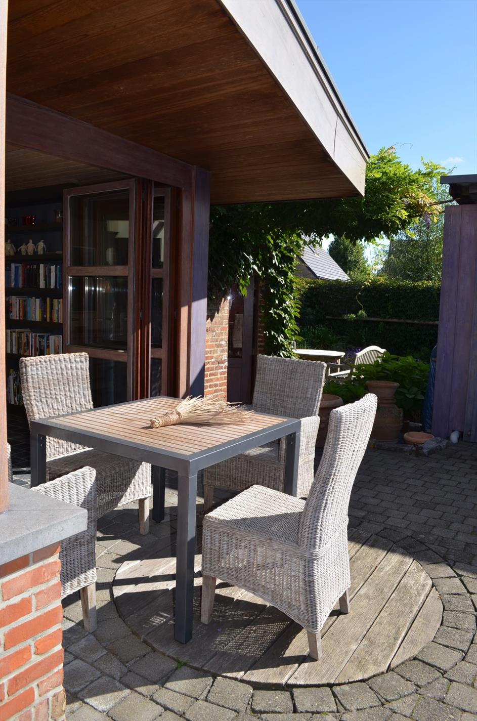 Stijlvolle woning 3 slpks en ruime garage nabij centrum te Maldegem 