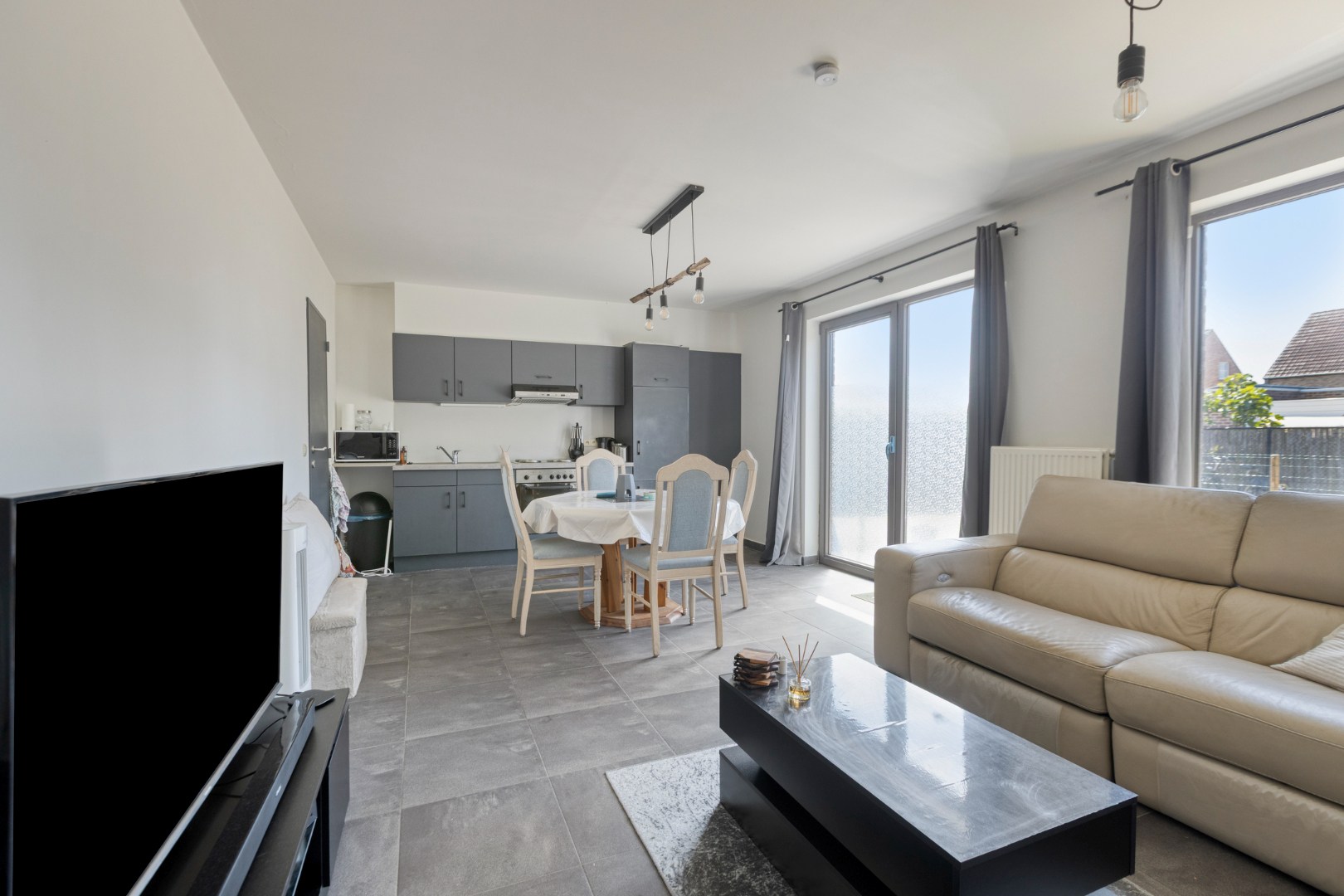 Instapklaar gelijkvloers appartement in Geel-centrum 