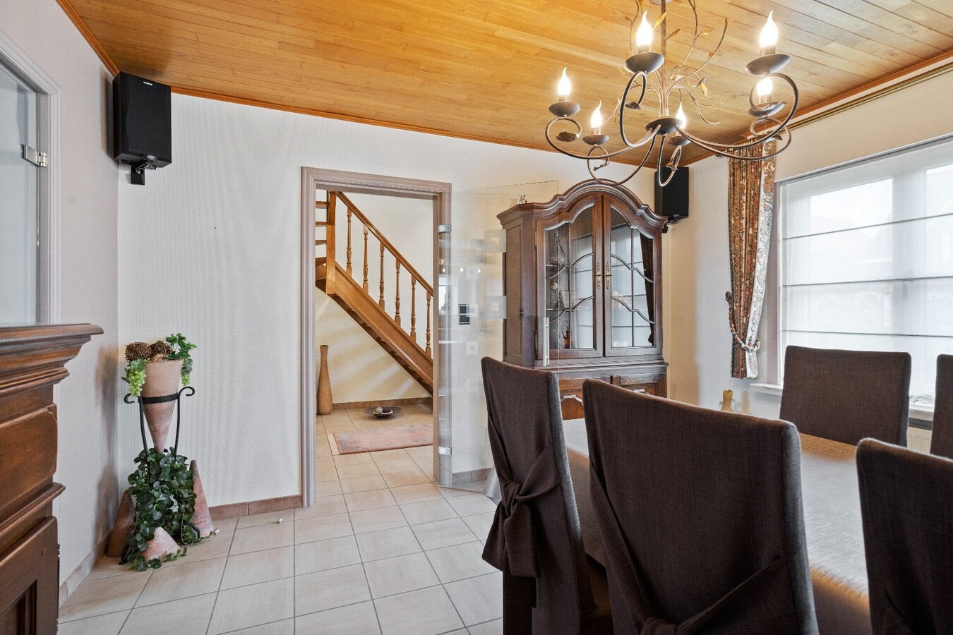 Ruime alleenstaande woning met loods op ruim perceel te Klerken 