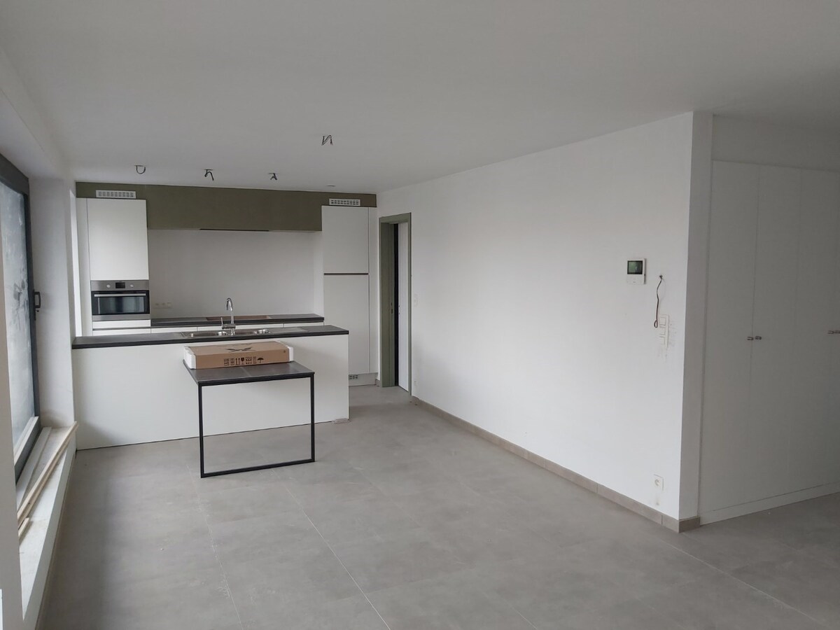 Prachtig, ruim appartement (nieuwbouw). 