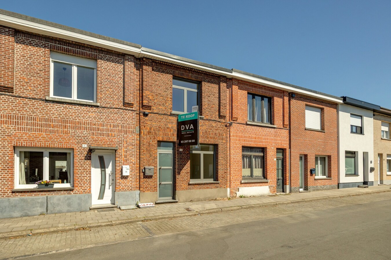 Instapklare ééngezinswoning met 2 slpk en stadstuin! 