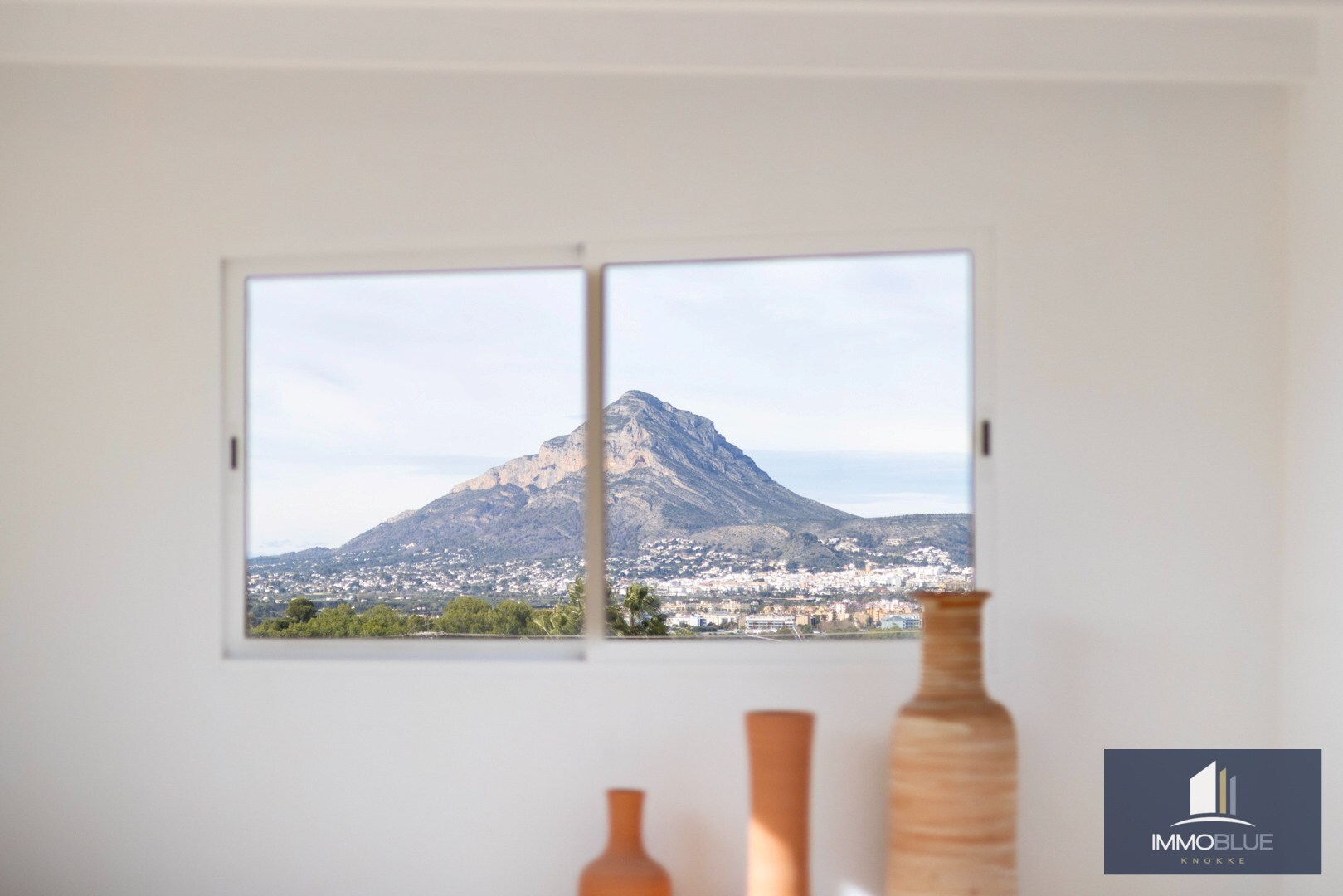 Gerenoveerde villa gelegen in een rustige urbanisatie Tosalet. 