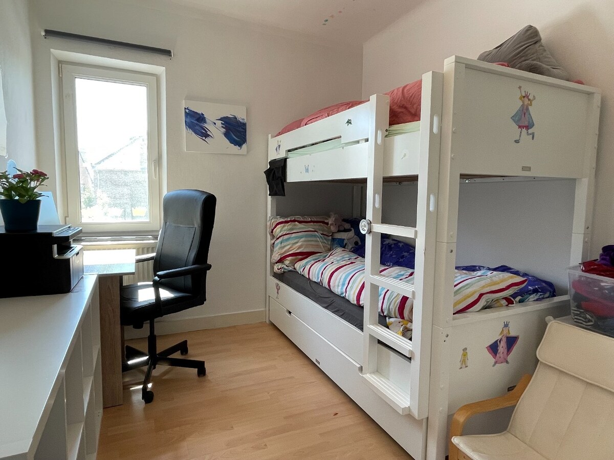 Instapklare woning in gesloten bebouwing in hartje Hasselt 